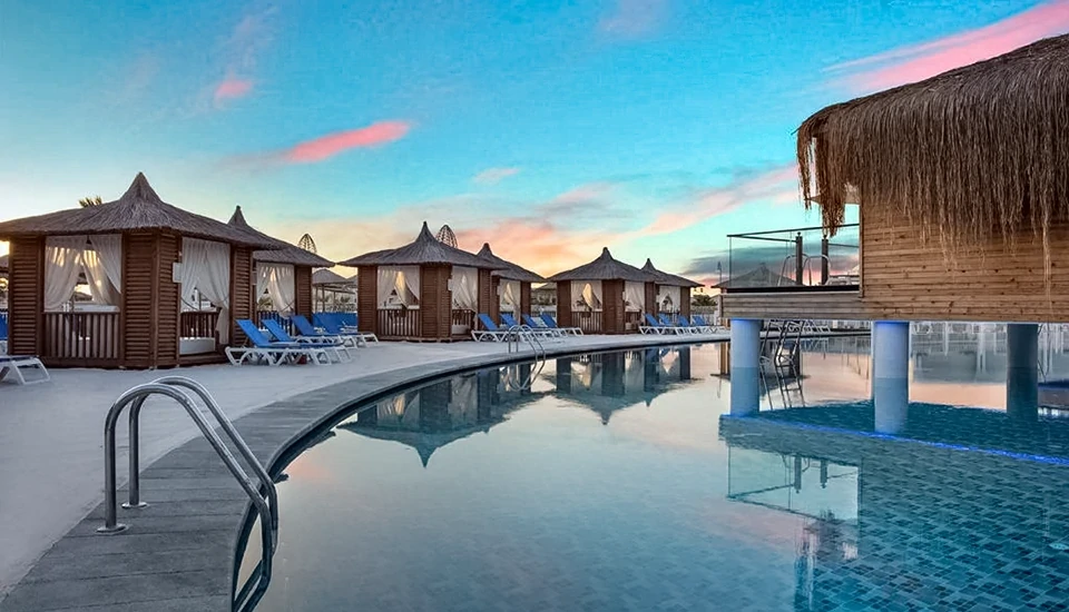 هتل گرانادا لاکچری بلک آنتالیا